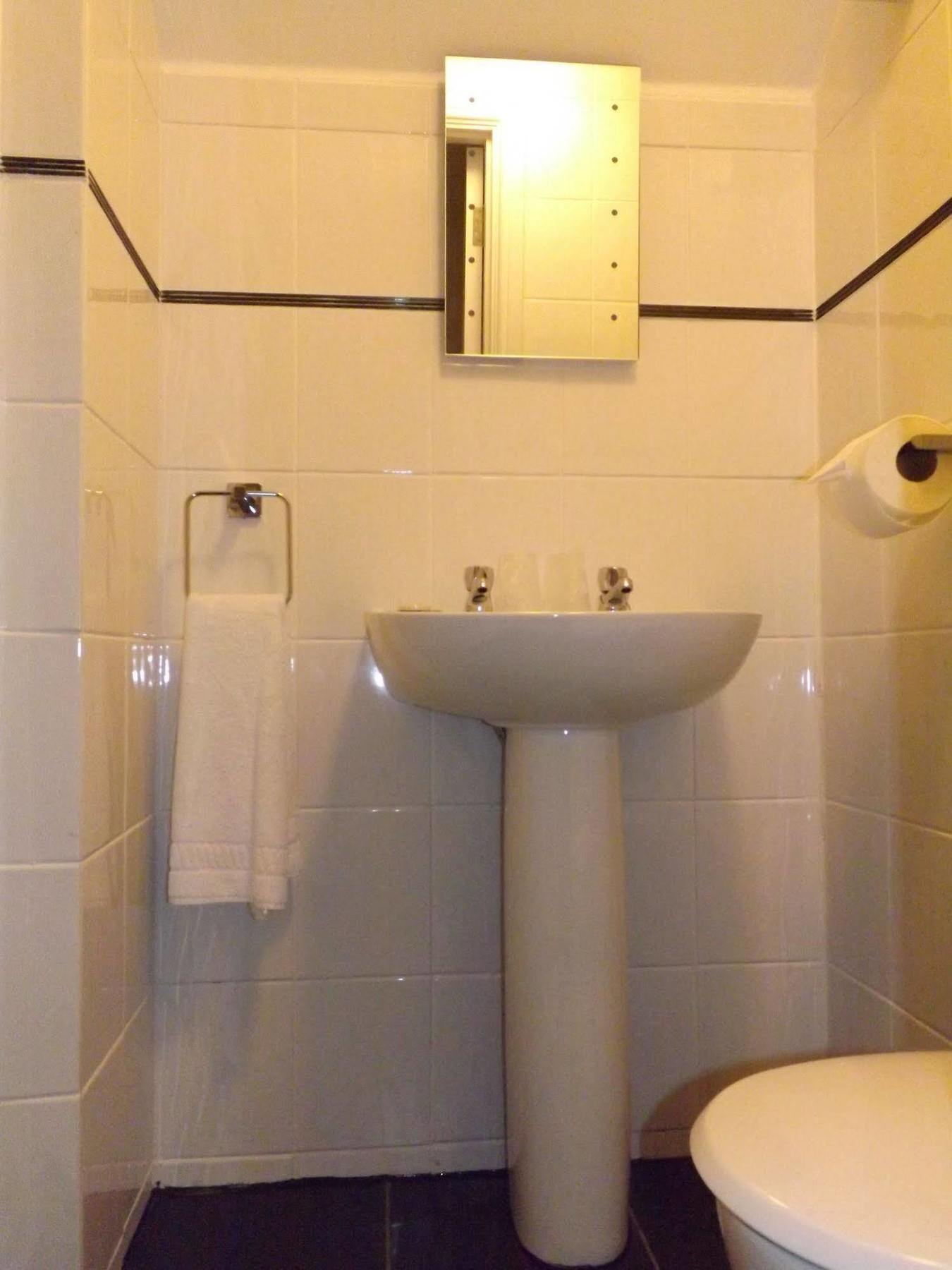 Granby Hotel グレーブゼンド エクステリア 写真